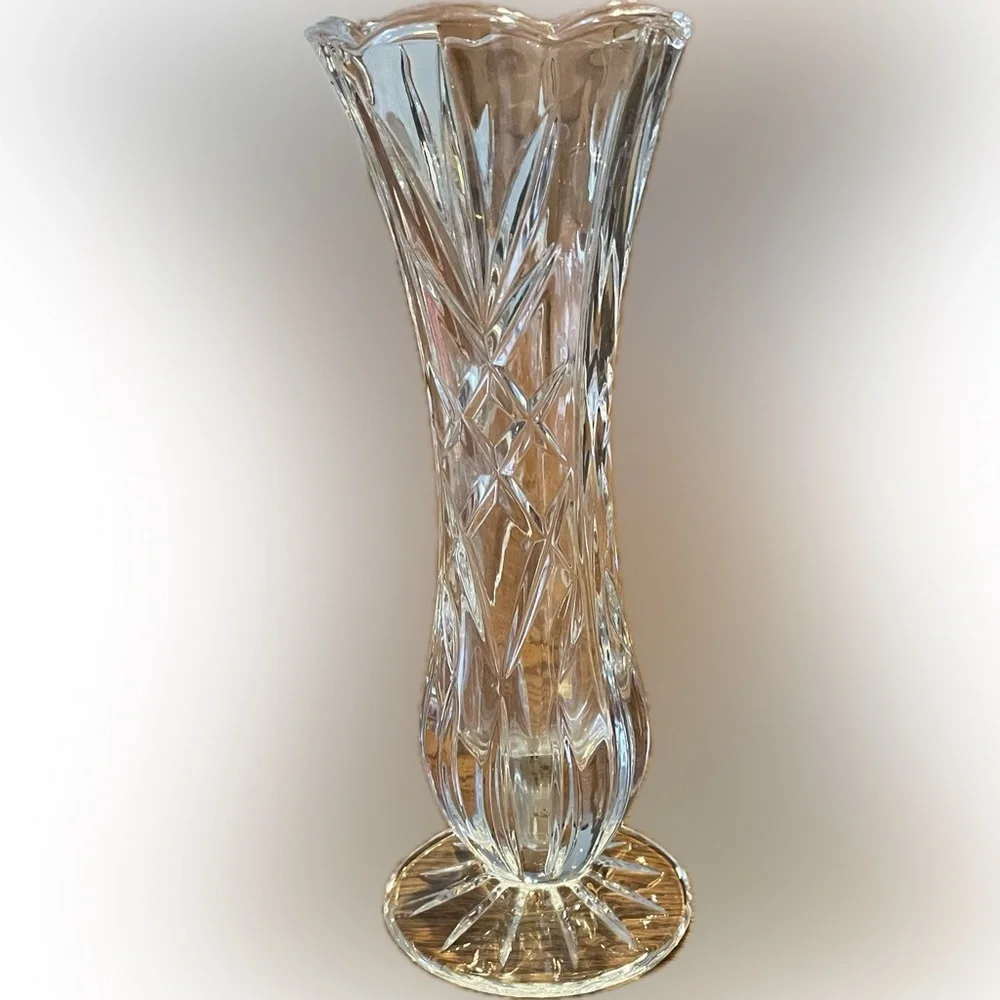 8” Footed Crystal Vase
